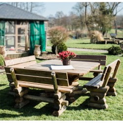 Ensemble Rubique table carrée et bancs